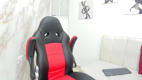 andres_stud online show from 10.08.25