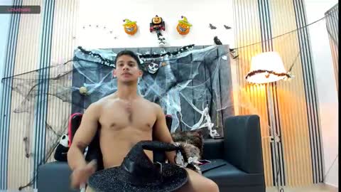 andres_stud online show from 10.28.25