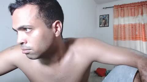 Snapshot of andresfern chatting on 02.02.25 ANDRES online show from 02.02.25