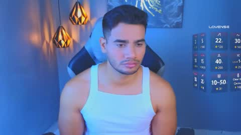 Snapshot of andresfiit chatting on 04.18.26 Andres online show from 04.18.26