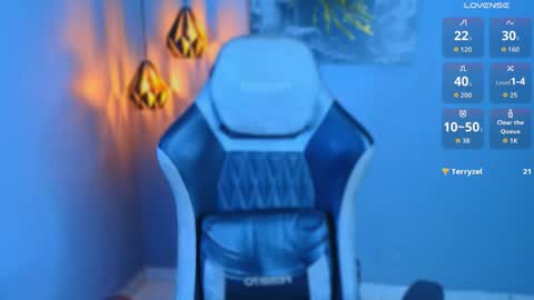 Snapshot of andresfiit chatting on 05.05.26 Andres online show from 05.05.26