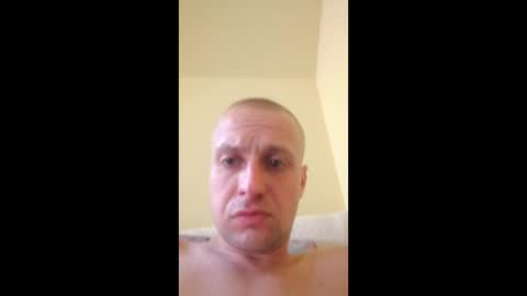 andrew3356577 online show from 05.10.26
