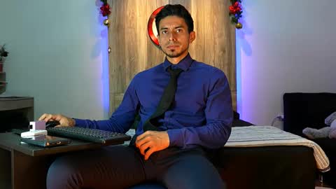 Andrew online show from 12.23.25