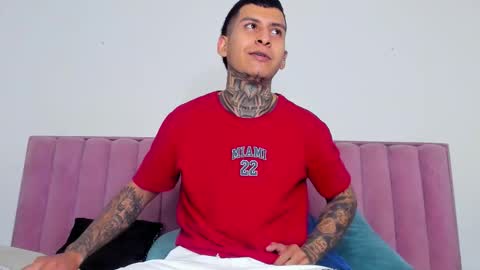 andrew_sanders69 online show from 01.10.26