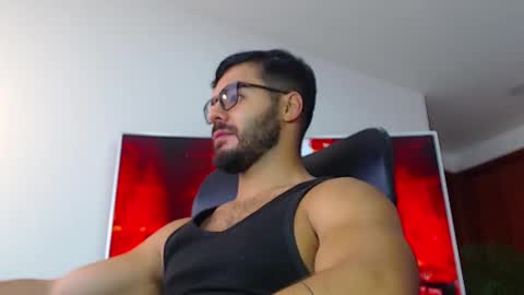 Snapshot of andrew_west_ chatting on 01.11.25 ANDREW WEST online show from 01.11.25