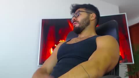 Snapshot of andrew_west_ chatting on 01.20.25 ANDREW WEST online show from 01.20.25