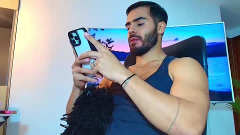 Snapshot of andrew_west_ chatting on 03.07.25 ANDREW WEST online show from 03.07.25