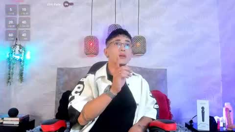 Snapshot of andrewayne_ chatting on 06.30.26 andrewayne_ online show from 06.30.26