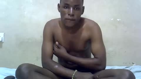 Snapshot of andrewda256 chatting on 04.16.26 andrewda256 online show from 04.16.26