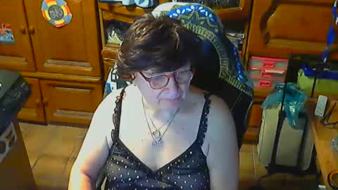 Snapshot of androgynia1 chatting on 01.19.26 androgynia online show from 01.19.26