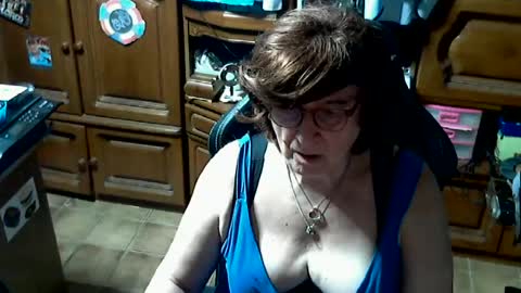 Snapshot of androgynia1 chatting on 08.03.26 androgynia online show from 08.03.26