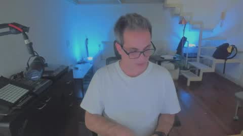 Andrew online show from 04.17.26