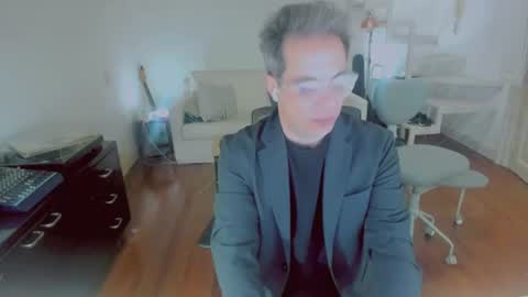 Snapshot of andy0pandi chatting on 06.24.26 Andrew online show from 06.24.26