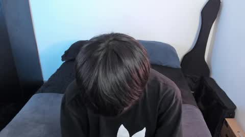 Snapshot of andy_bankai chatting on 04.14.26 twx Andy twink3 online show from 04.14.26