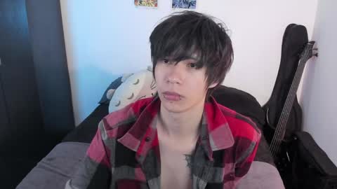 Snapshot of andy_bankai chatting on 05.21.26 twx Andy twink3 online show from 05.21.26