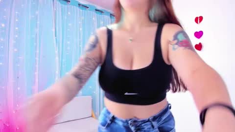 Andy bluee  online show from 02.14.25