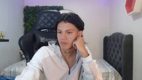 Snapshot of andy_dan1 chatting on 01.15.25 andy_dan1 online show from 01.15.25