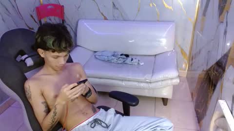 andy_dan1 online show from 04.08.26