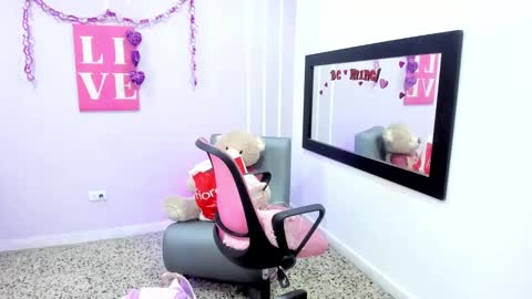 Andrea online show from 02.18.25