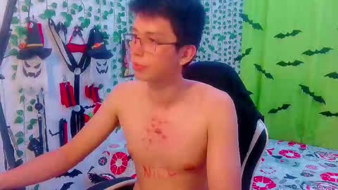 Snapshot of andy_gray01 chatting on 11.14.25 Andy Gray online show from 11.14.25