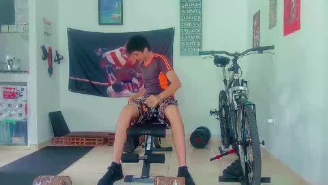 Snapshot of andy_gray01 chatting on 11.28.25 Andy Gray online show from 11.28.25