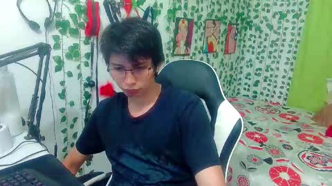 Snapshot of andy_gray01 chatting on 02.06.26 Andy Gray online show from 02.06.26