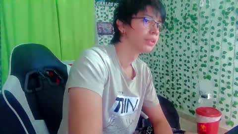 Snapshot of andy_gray01 chatting on 02.10.26 Andy Gray online show from 02.10.26