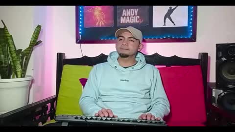 Snapshot of andy_magic_ chatting on 11.22.25 andy_magic_ online show from 11.22.25