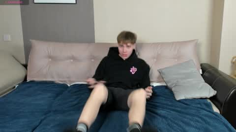 Snapshot of andyjey_ chatting on 10.05.25 Mandy and Andy online show from 10.05.25