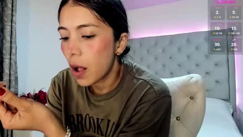 Snapshot of andykiuty chatting on 01.06.25 Andrea online show from 01.06.25