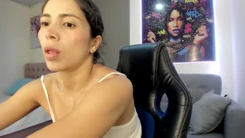 Snapshot of andykiuty chatting on 10.30.25 Andrea online show from 10.30.25