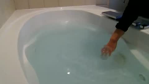 Snapshot of andywan94 chatting on 12.17.24 andywan94 online show from 12.17.24