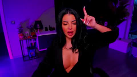 Anne online show from 04.17.26