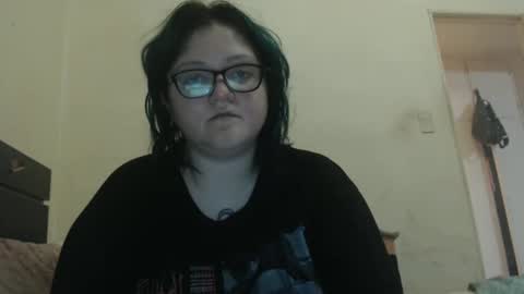 Snapshot of aneris17 chatting on 12.27.24 Aneris online show from 12.27.24