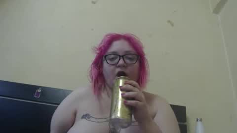 Snapshot of aneris17 chatting on 11.13.25 Aneris online show from 11.13.25