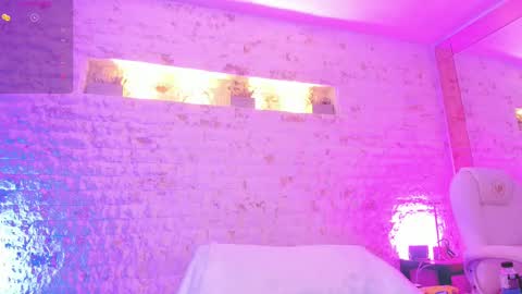 anette_cooper online show from 02.21.25