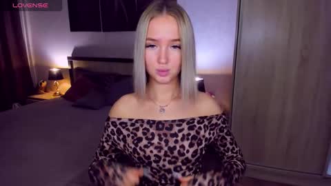 Anfisa online show from 10.12.25