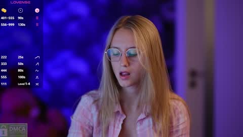 Snapshot of angeellina chatting on 12.06.24 angeellina online show from 12.06.24