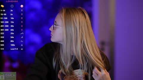 Snapshot of angeellina chatting on 12.07.24 angeellina online show from 12.07.24