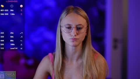 Snapshot of angeellina chatting on 12.08.24 angeellina online show from 12.08.24