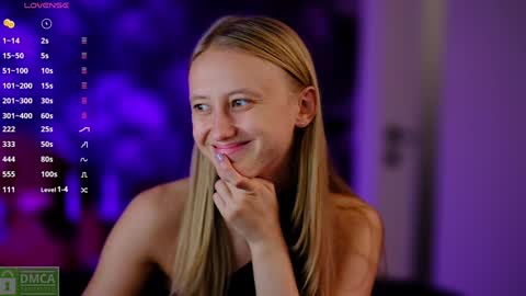 Snapshot of angeellina chatting on 12.31.24 angeellina online show from 12.31.24