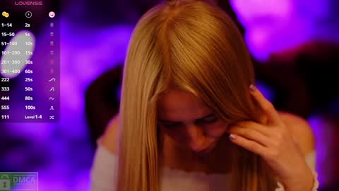 Snapshot of angeellina chatting on 01.03.25 angeellina online show from 01.03.25