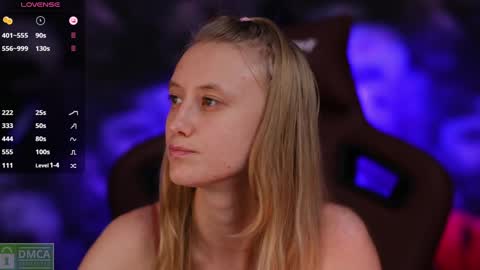 Snapshot of angeellina chatting on 02.06.25 angeellina online show from 02.06.25