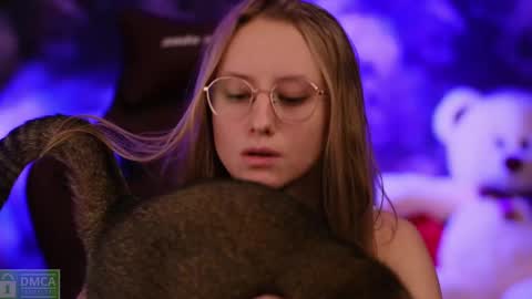 Snapshot of angeellina chatting on 02.11.25 angeellina online show from 02.11.25