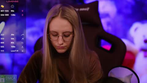 Snapshot of angeellina chatting on 02.12.25 angeellina online show from 02.12.25