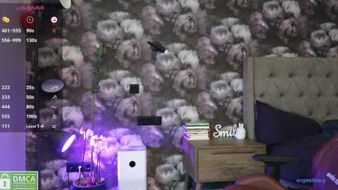 Snapshot of angeellina chatting on 03.03.25 angeellina online show from 03.03.25