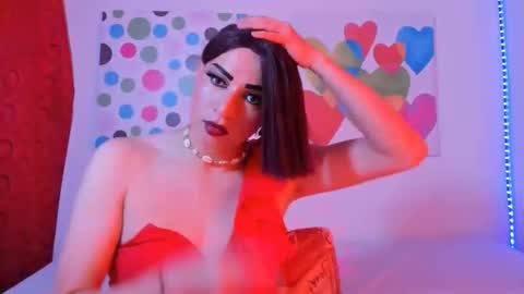 Snapshot of angeelperry chatting on 12.03.25 AngiePerry online show from 12.03.25