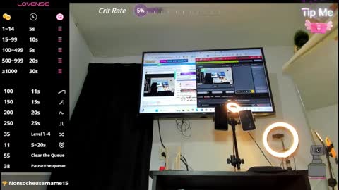 Snapshot of angel_bois chatting on 02.13.25 camila online show from 02.13.25