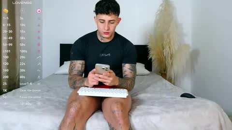 angel_boy01 online show from 11.05.25