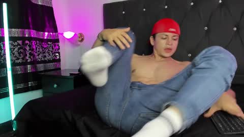 Angel Cuervo online show from 03.11.25